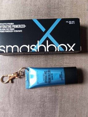 BRAND NEW! Smashbox Travel Size Hydrating Primerizer NEVER OPENED! (May 2026)